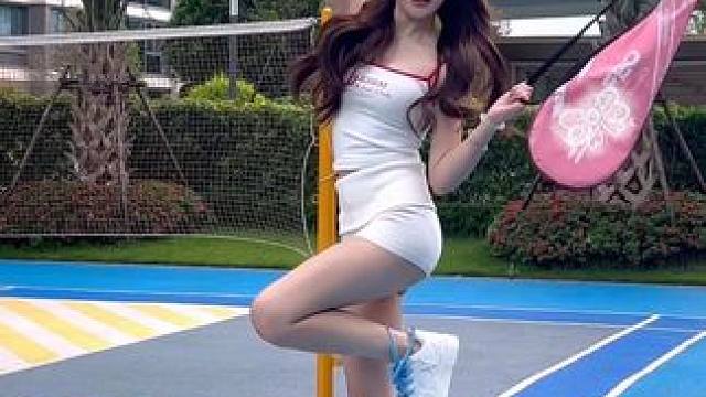 又到了打羽毛球的季节 #寻找最会玩的户外羽球高手 #出门去野 #带上户外神器去撒野