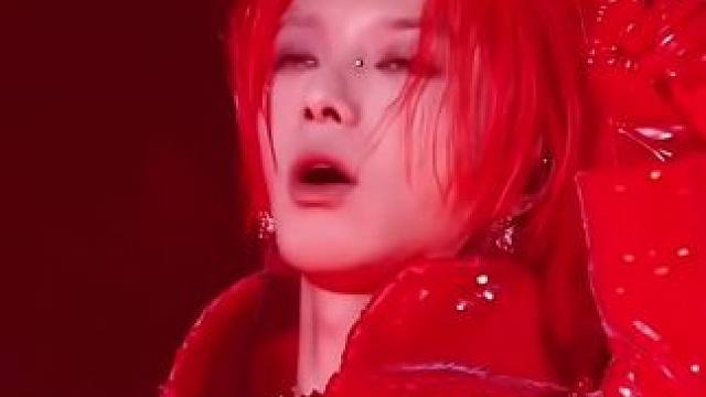 任何人没看过华晨宇的舞台妆造我都会难过的好嘛！#华晨宇 #一键解锁华晨宇火星赛博风