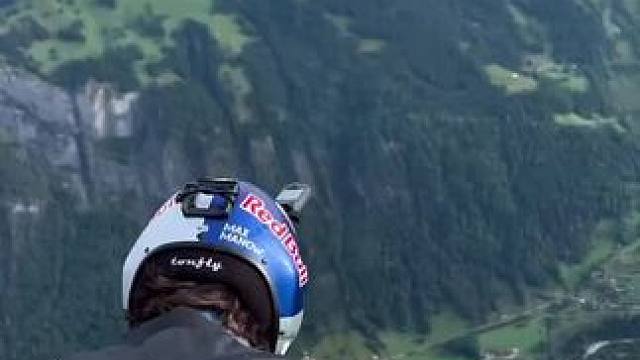 等风来，不如追风去，追逐的过程就是人生的意义#翼装飞行 #极限运动