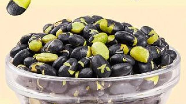 笨蛋来宿舍晾一晾鞋！这是健康密码！ #黑豆  #粗粮  #零食分享  #好吃不贵经济实惠