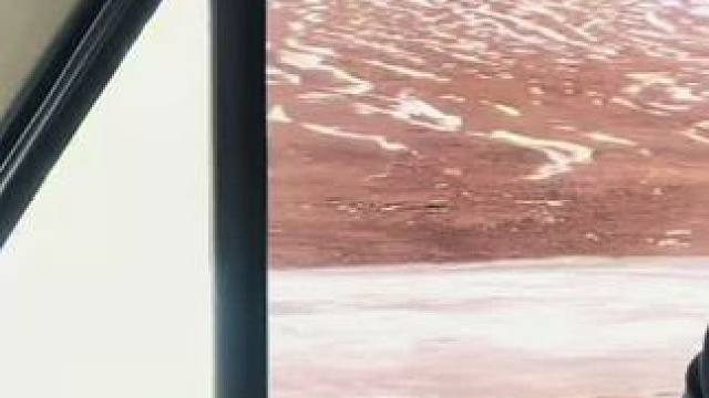 不妨勇敢一点，攀一座山，追一个梦，爱一个人！#保持热爱奔赴山海 #318川藏线 #户外 #自驾游