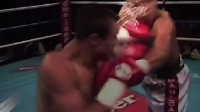 对于步伐来说每一个细微的调整，都是为了做出最好的迎击#拳击残暴ko集锦 #拳王 #拳击技术 #实用拳