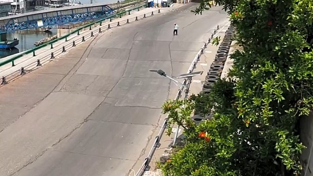 渡口小小，上演着普通人真实的故事