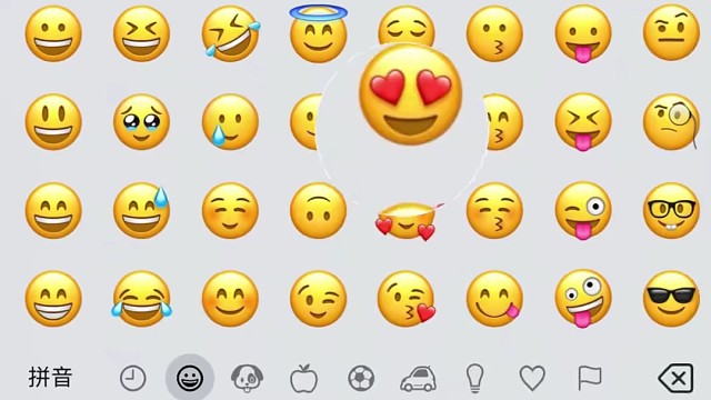 来看看他能做多少个表情