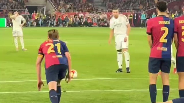 别慌，超级扬来辣 #足球