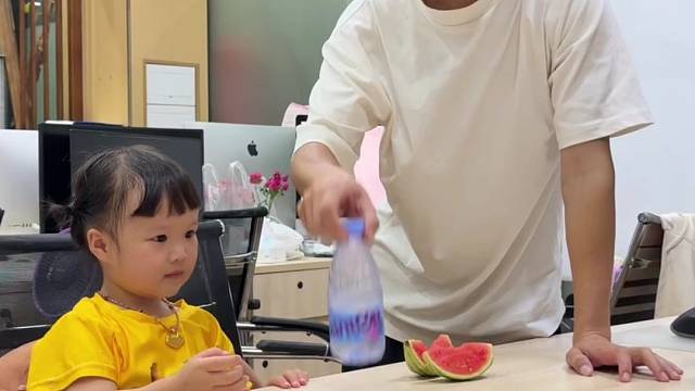 现在20后小孩都进化成这样了吗？？？