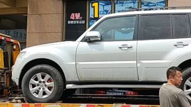 三菱帕杰罗维修保养改装全车整备 #三菱 #三菱帕杰罗 #帕杰罗 #山猫帕杰罗 #帕杰罗山猫 