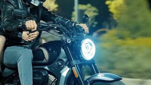 你小时候骑车的梦想实现了吗？#无极cu250 #voge无极 #无极机车