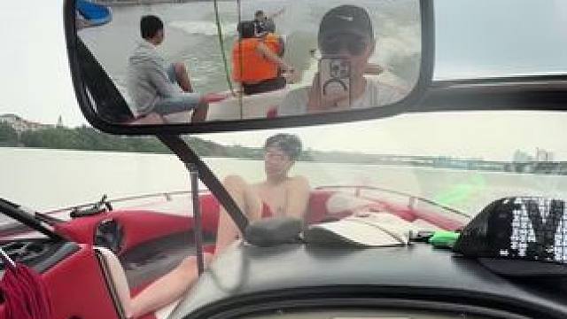 夏天 微风 安静 自由 舒服 五一节日快乐#尾波冲浪 #摩托艇 #尾波冲浪教学#尾波冲浪零基础 #快