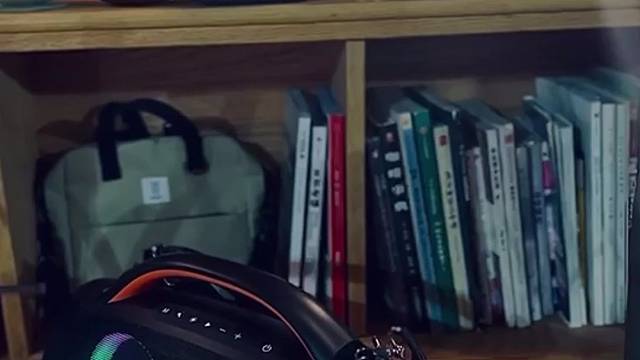 防水防摔大功率露营蓝牙音箱