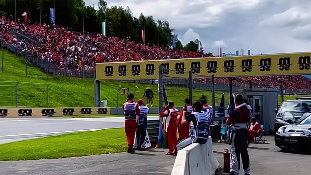 科技改变生活，这样送外卖快很多#极限运动  #单兵飞行器 #空中飞人 #低空飞行