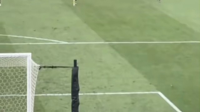 这杜兰真的是踢英超的吗？这次把c罗坑的太惨了。