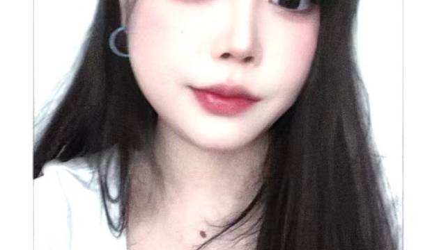 真的很感恩每一个听我唱歌的哥哥们们姐姐妹妹的，祝每一个听我唱歌的老板发大财