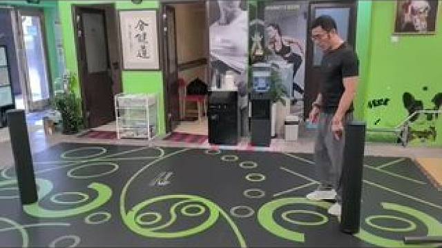 提高你的侧向移动能力（初级） 每日功能性训练：提高你的侧向移动能力（初级），提高你的运动表现！
#功