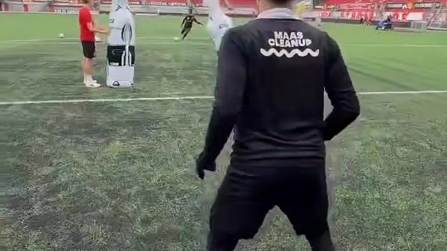 门将不怕远射，怕的是视线被阻挡后的远射！