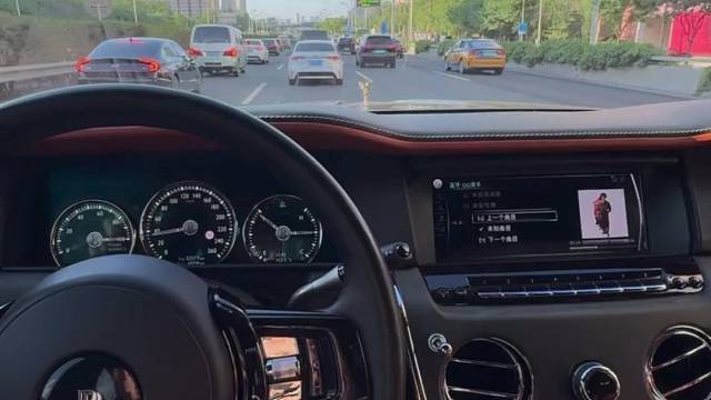 回来了哦，下午去提车哦