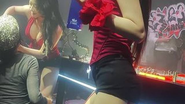 永远年轻，永远热泪盈眶，永远在路上 
#酒吧推荐 #酒吧dj #酒吧现场 #衡阳酒吧 #衡阳酒吧订台