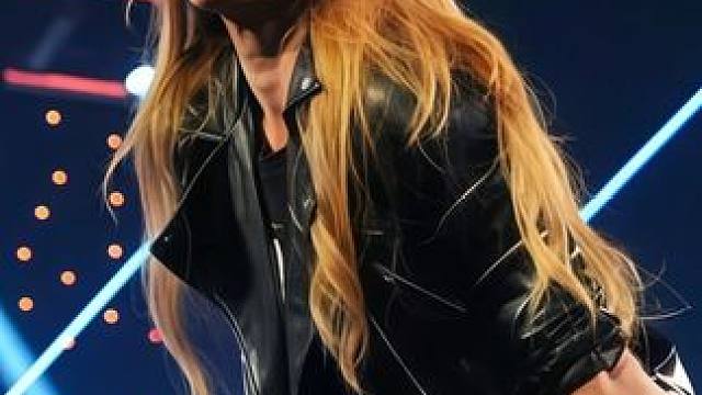 贝基林奇vs莱拉瓦尔基里，精彩剧情！ #WWE #贝基林奇 #莱拉瓦尔基里 #摔角 #冠军 本场比赛