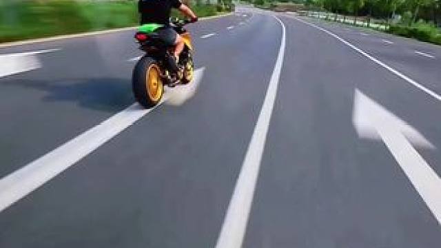 卧槽，金色传说…… 