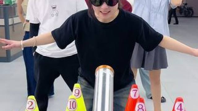 扫雷挑战 #办公室游戏 #爆笑办公室 #专治不开心 #挑战 #搞笑