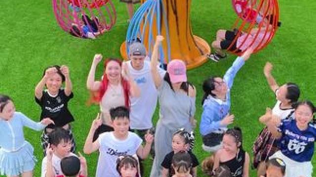 超爱营业的老shi和一心想去玩的小hai#shutupanddance #美丽的