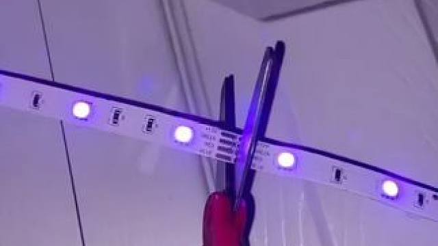 好喜欢这种氛围感~~ #氛围灯 #玩个很新的东西