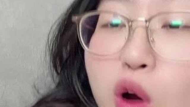 #双轨工作人员向虞书欣何与道歉 #虞书欣 #双轨虞书欣 #双轨 #造谣一张嘴辟谣跑断腿