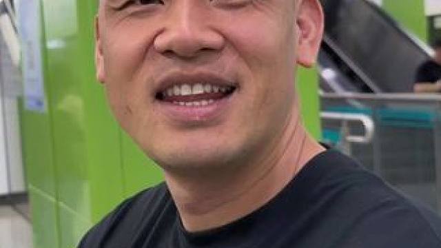 为了我们曾经一起穿开裆裤的情谊，我必须要带着他突破一下自己 #友谊 #发小 #人间温暖 #日常vlo