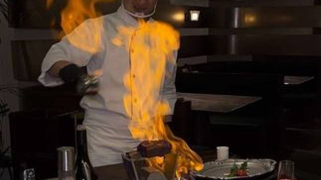 天！他家才是掌控仪式感的神吧！ #谁懂这一口的好吃程度 #成都西餐 #约会餐厅 #吃个漂亮饭 #52