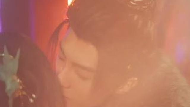 就这个这个强制爱爽啊，请速速加更！#独占姝色把强制爱玩明白了 #短剧独占姝色