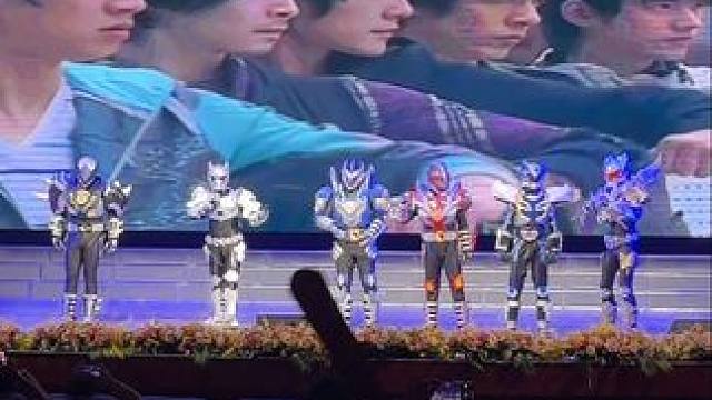 总要来江农看看铠甲勇士吧#铠甲勇士 #帝皇侠 #江西农业大学 #毕业晚会