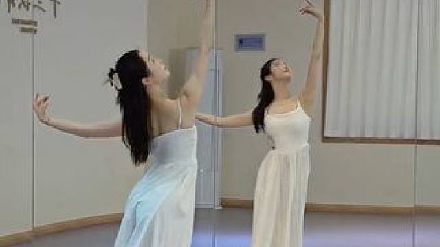 《陪我长大》镜面教学 #陪我长大陪您变老 #陪我长大舞蹈 #母亲节舞蹈 #镜面教学 #翻跳