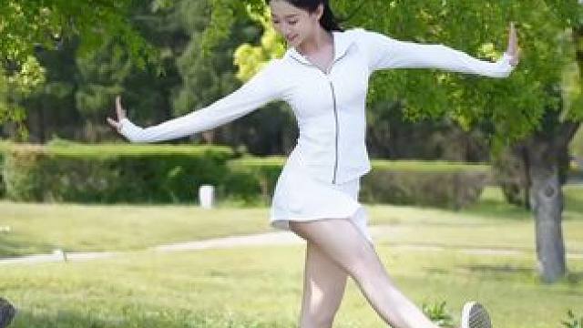 轻轻柔柔的想念在单恋的季节#海芋恋#一学就会系列