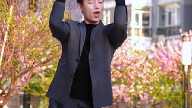 这首歌最近太火了#月亮照山川 #月亮照山川舞蹈 #广场舞 #跳舞 #牙牙健身舞