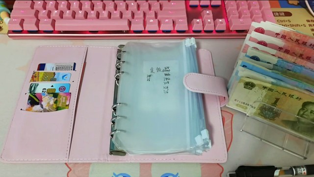 今天的餐费超标啦哈哈