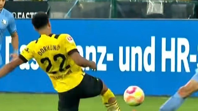 人怎么能捅这么大的篓子 #足球