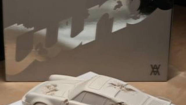 珍藏多年的放在店里给大家分享#拍车仪式感 #撸车日常 #半夜睡不着 #保时捷911 #bigwhee