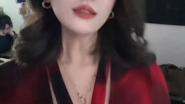 不是说好AMD YES的吗？怎么转头都去买N卡了？ 新的steam榜单上怎么一张A卡都没有你说啊！#