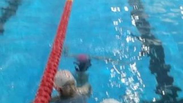 击浪声比掌声更动听，
而水花是勇气的奖章。
分享精英班日常训练