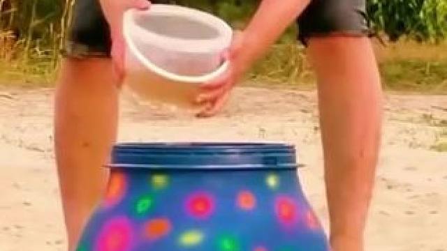 抽空陪孩子在家动手做实验，激发孩子对科学的好奇心与求知欲，让孩子爱上科学放下手机，从此不再沉迷手机游