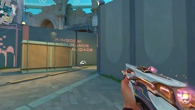 这瑞娜小手一抓会非常的帅