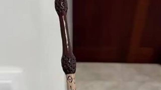 没有男生会拒绝这么酷的魔杖吧~ #有男生会拒绝这个玩具吗  #酷炫