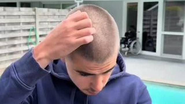 不会踩雷的#发际线泥 对新手友好，软糯丝滑好上色，防水防汗不流黑汤，轻松打造妈生小绒毛～#发际线粉