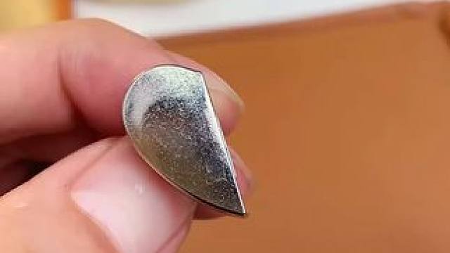 磁吸窗帘扣 爱心窗帘磁吸扣，窗帘用上它就不会遮不严实了，不会有漏光烦恼#窗帘扣 #窗帘漏光  #装修