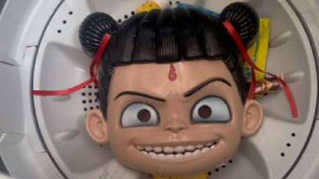 奥特曼的哪吒面具怎么掉进洗衣机了#奥特曼玩具 #奥特曼 #儿童玩具