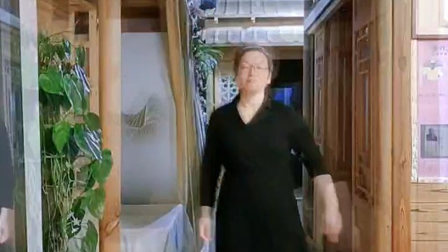 自嘲人生“尬”幸福