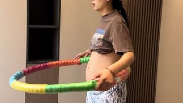 别说运动没有，不坚持什么都没有！软呼啦圈简单易学好上手，新手根据计划表练习不要贪多#呼啦圈转起来 #