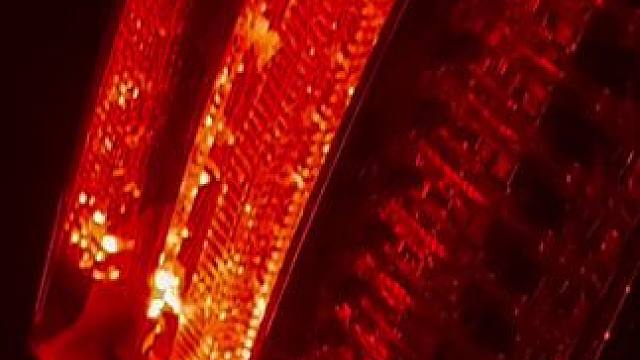 这是一个10年前的尾灯#凯迪拉克