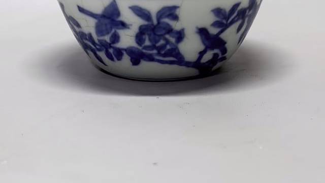 明成化青花花鸟杯
#原创 #器物之美 #老物件古玩