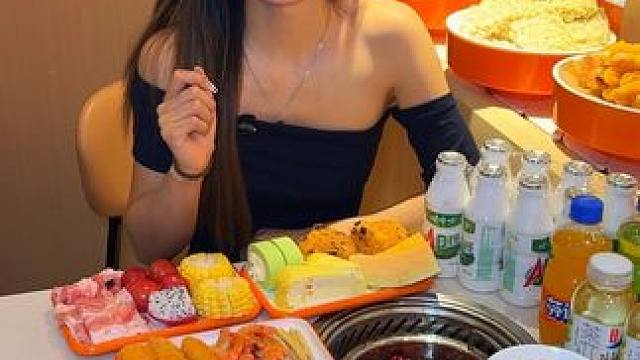 五一挑战穿汉服吃垮西安~